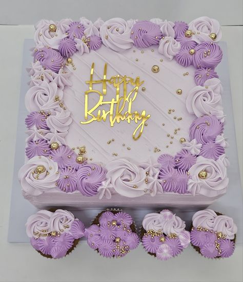 Nice Cakes Design, Birthday Cake Designs Sheet Cake, Rectangle Cake Purple, Purple Birthday Cake Rectangle, Square Buttercream Cake Ideas, Square Birthday Cake Ideas For Women, Birthday Cake Square Shape, Rectangular Birthday Cake For Women, Square Cake Decorating Ideas Birthdays