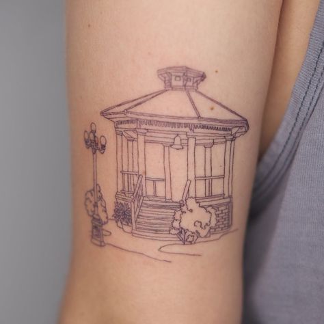 @lizlizkimkim’s Instagram photo: “Star’s Hollow gazebo 💘 Made at @jelly.losangeles” Gilmore Girls Tattoo, Animal Tattoos For Women, Night Tattoo, Framed Tattoo, Photo Star, Creative Fashion Photography, Cool Piercings, Dope Tattoos, Zentangle Patterns