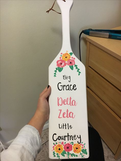 Aoii Paddle, Sorority Paddles Ideas, Paddle Sorority Big, Paddle Sorority, Aoii Sorority, Outdoors Tattoos, Big Little Paddles, Sigma Kappa Sorority, Paddle Ideas