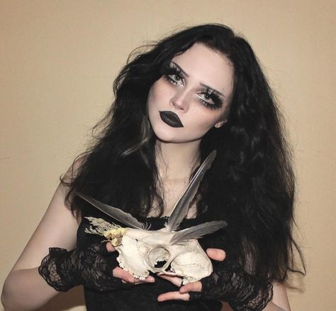 Goth Bride Makeup, Dark Goth Makeup, Goth Doll Makeup, Dead Girl Makeup, Goth Fairy Makeup, Hot Goth Makeup, Everyday Goth Makeup, 90s Goth Makeup, Gothic Makeup Tutorial