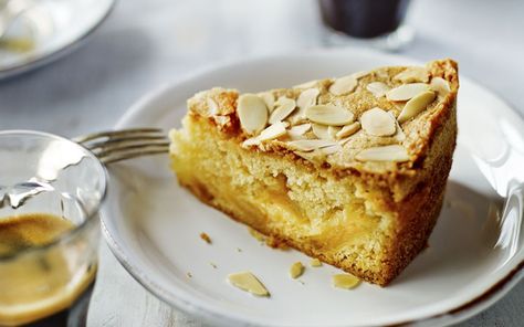 This apple cake is easy to make and just as delicious with coffee in the   morning as for dessert Mary Berry Apple Cake, Mary Berry Desserts, Sunday Desserts, Mary Berry Cakes, Berry Cakes, Dundee Cake, Classic Carrot Cake Recipe, Apple And Almond Cake, Best Apple Desserts