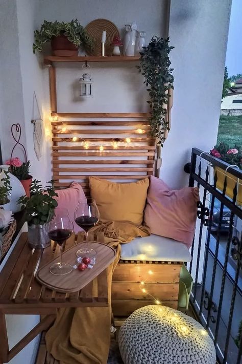 If you're fortunate to have a patio, deck, or balcony — yes, even a tiny one counts — congratulations, you have an outdoor space to call your own! Balcon Mic, Small Patio Decor, Balkon Decor, Small Balcony Garden, Small Balcony Design, Balkon Design, Balcony Ideas Apartment Indian, Balcony Furniture, Hemma Diy