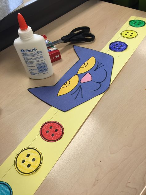 P Is For Pete The Cat, Pete The Cat Crafts Preschool Free Printable, Pete The Cat Back To School Activities, Eric Litwin Preschool Activities, Pete The Cat Art Project, Pete The Cat Headband, Pete The Cat Activities For Preschoolers, Pete The Cat Craft, Cow Classroom