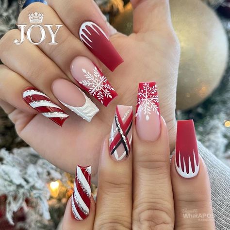 Red Christmas Nails, Cute Christmas Nails, Christmas Nails Easy, Winter Nails Acrylic, Christmas Gel Nails, Almond Acrylic Nails, Christmas Nails Acrylic, Festival Nails, 2023 Christmas