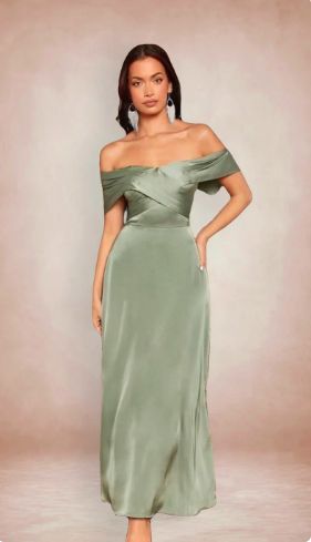 Pleated Bridesmaid Dress, Green Dress Formal, Sage Green Bridesmaid, Green Bridesmaid Dress, Mothers Gowns, Bridesmaid Dresses Satin, Sage Bridesmaid Dresses, Sage Green Bridesmaid Dress, Fall Bridesmaid Dresses