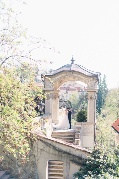 Spring lilac Wedding inspiration in beautiful Prague via Magnolia Rouge |  Matej Trasak Wedding Photography | Wedding in Prague | Czech Republic #wedding #weddingdetails  #bride #groom #weddingdress #jewelry #praguewedding #prague Prague Wedding Photography, Czech Wedding, Prague Wedding, Prague Spring, Spring Editorial, Prague City, Shades Of Violet, Flower Tie, Lilac Wedding