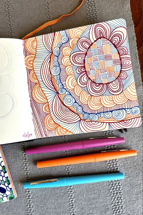 Repetitive mark making is a great way to relax and make something beautiful in the process. In this post artist Jennifer Mullin shares her recent sketchbook spreads made with Paper Mate Flair pens. Click through for more sketchbook inspiration. Paper Mate Flair Pens, Papermate Flair Pens, Sketchbook Spreads, Paper Mate Flair, Automatic Drawing, Flair Pens, Ballpoint Pen Drawing, Mixed Media Illustration, Paper Mate