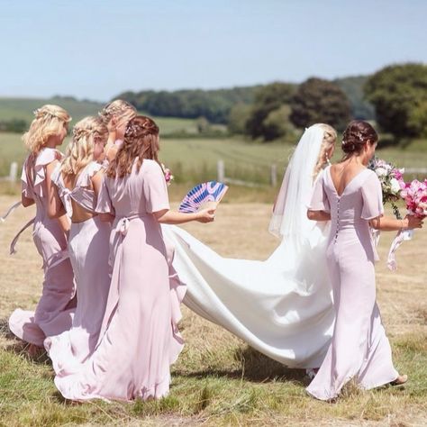 Maids to Measure Bridesmaids’s Instagram profile post: “Love this picture taken by @cottoncandy_gem from @jasmine.rm.karim wedding! Bridesmaids wearing a selection of our dresses all in the…” Dusky Pink Bridesmaid Dresses, Dusky Pink Bridesmaids, Light Pink Bridesmaids, Maids To Measure, Light Pink Bridesmaid Dresses, Millenial Pink, Elle Dress, Pink Bridesmaid Dress, Blush Pink Dresses