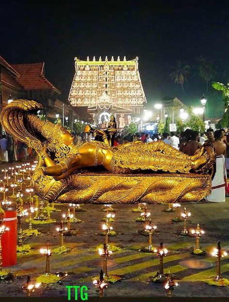 Padmanabhaswamy Temple, Durga Ji, Lord Balaji, Lord Murugan, Ganesha Art, Lord Krishna Wallpapers, Hindu Temple, Krishna Wallpaper, Anushka Sharma