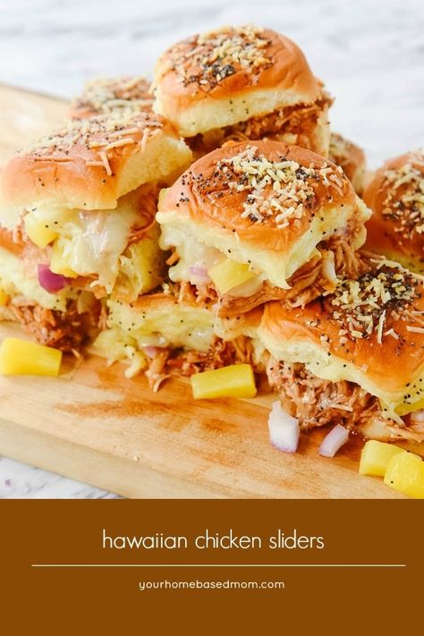 Hawaiian Sandwich Sliders, Hawaiian Chicken Sliders, Easy Hawaiian Chicken, Sliders Chicken, Recipes With Hawaiian Rolls, Leftover Shredded Chicken, Roll Sliders, Hawaiian Sliders, Sliders Recipes Chicken