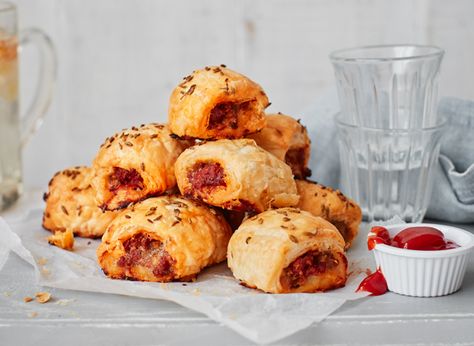 Chorizo Sausage Rolls Sausage Rolls Puff Pastry, Sausage Roll Recipe, Easy Pastry Recipes, Sausage Rolls Recipe, Puff Pastries, Sausage Roll, Tesco Real Food, Food Meat, Pastry Recipe