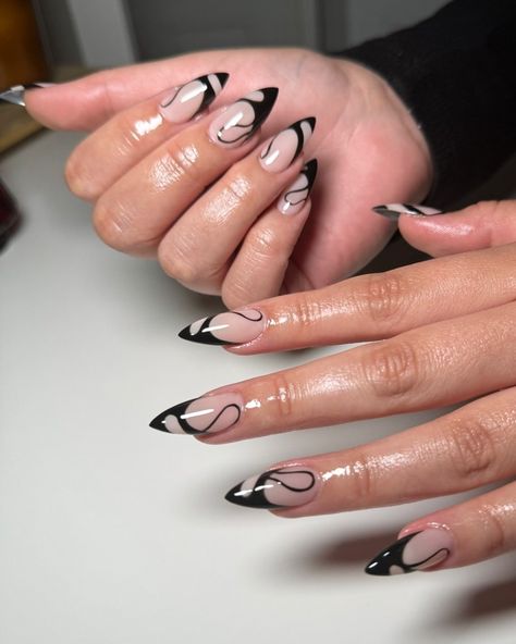 30 French Manicure Styles to Try in 2024 | Glamour Short Stiletto, French Tip Nail Art, French Tip Nail Designs, Abstract Nail Art, Geometric Nail, Tip Nails, Rainbow Nails, Funky Nails, Nails Inspo