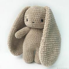 Knitting Hacks, Crochet Geek, Haken Baby, Fun Crochet Projects, Diy Crochet Projects, Bunny Plush, Crochet Bunny, Crochet Toys Patterns, Crochet Patterns Amigurumi