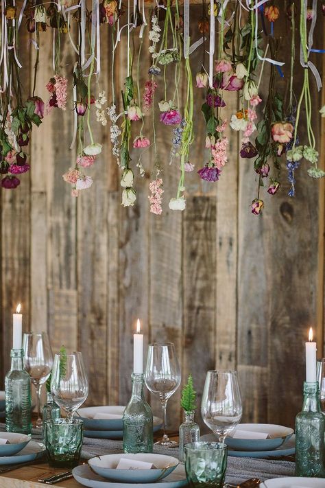 Quality Over Quantity {Having An Eco-Conscious Wedding} Dried Flowers Wedding, Boda Mexicana, Eco Wedding, Flower Installation, Wedding Floral Centerpieces, Sustainable Wedding, Eco Friendly Wedding, Local Wedding, Wedding Flower Arrangements