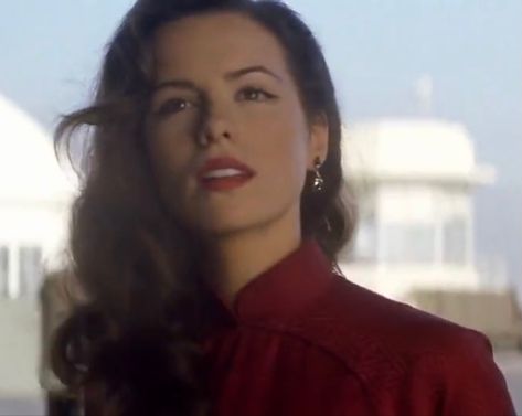 Kate Beckinsale Pearl Harbor Style, Evelyn Pearl Harbor, Evelyn Johnson, The Things We Leave Unfinished, Pearl Harbor Movie, 40s Hair, Kate Beckinsale Hair, 40s Hairstyles, Beauty Crush