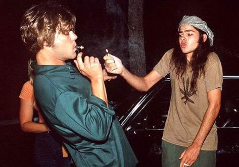 Dazed and confused. This movie is so funny Dazed And Confused Movie, Dazed And Confused, Movies And Series, Film Aesthetic, Movies Showing, Good Movies, The Well, Movies And Tv Shows, Flower Power