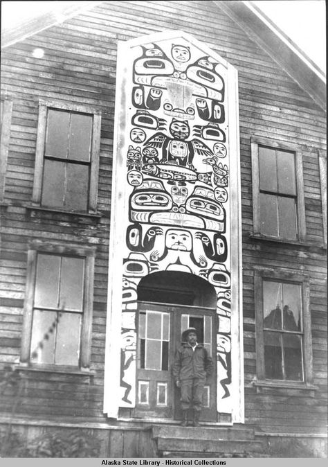 Snail House, Petroglyphs Art, Native American Totem, Native Artwork, Haida Gwaii, Pacific Northwest Art, Haida Art, Indigenous Americans, Mystery Of History