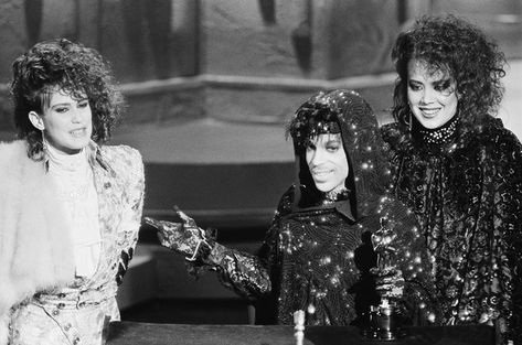 The Revolution's Lisa Coleman Talks 'Piano & A Microphone 1983,' Jamming With Prince and Unreleased Gems Purple Meaning, Prince Music, Prince And The Revolution, Prince Images, Photos Of Prince, Rip Prince, Prince Purple Rain, Female Musicians, Roger Nelson