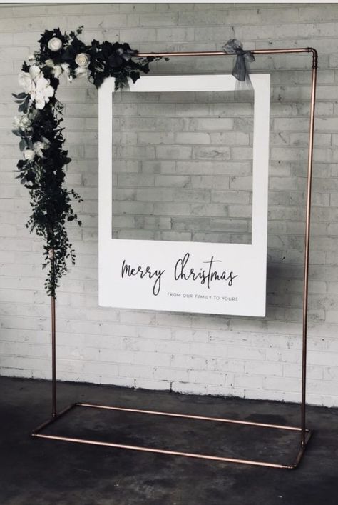 Trendy Wedding Ideas, Diy Fotokabine, Diy Christmas Photo, Wedding Ideas Diy, Christmas Photo Booth Backdrop, Christmas Party Photo, Signage Wedding, Photo Booth Backdrop Wedding, Booth Backdrops