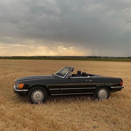 vintage car, car, black car, sky, sunset, pretty, aesthetic Old Vintage Cars, Cars Vintage, Classy Cars, Pretty Cars, Classic Cars Vintage, Future Car, My Dream Car, Cute Cars