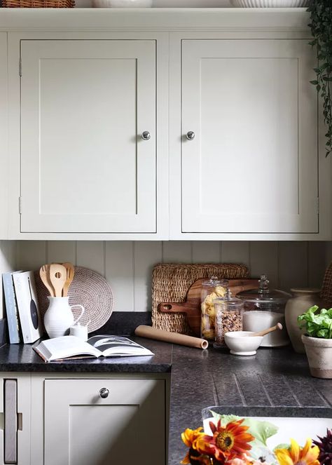 Dutch Interior Design, Neptune Kitchen, Terracotta Floor Tiles, Kitchen Triangle, Leather Granite, Larder Cupboard, Terracotta Floor, Downstairs Loo, Kitchen Showroom