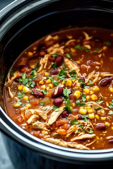 Slow Cooker Chicken Chili - That Oven Feelin Chicken Chili Crockpot Recipes, Crockpot Chicken Chili Recipes, Slow Cooker Chicken Chili, Easy Slow Cooker Chicken, Crockpot Chili, Crockpot Cooking, Mediterranean Chicken, Stewed Tomatoes, Chicken Main Dishes