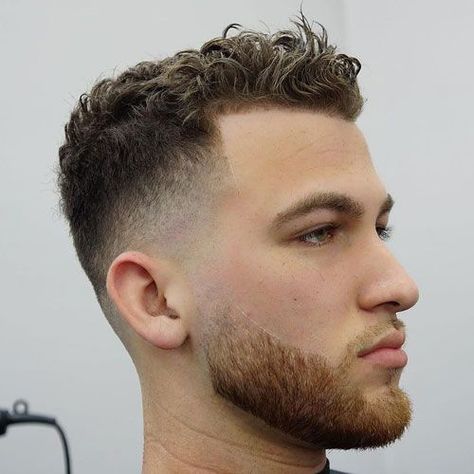 Short Hair Widow's Peak - Short Wavy Crew Cut with Skin Fade on Sides New Men Hairstyles, Curly Hair Model, Mens Hairstyles Curly, Men's Curly Hairstyles, Curly Hair Fade, Popular Mens Hairstyles, Low Fade Haircut, Haircuts For Curly Hair, Mens Haircuts Fade