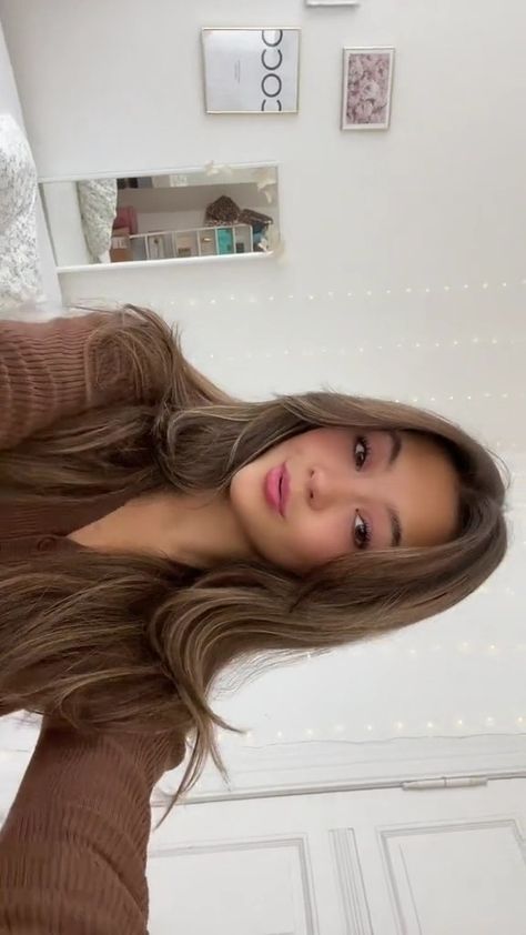 Coco Carol, Coco Basics, Asian Bayalage Hair, Asian Brown Hair, Asian Hair Highlights, Hair Color For Tan Skin, Rambut Brunette, Hair Color Asian, Girl Hair Colors