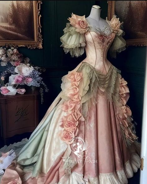 Majestic Dresses Gowns, Firefly Path, Old Fashion Dresses, Fantasy Dresses, Fantasy Gowns, Fairytale Dress, Vestidos Vintage, Fantasy Dress, Fancy Outfits