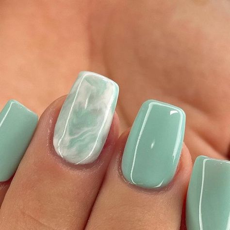 Short Green Marble Nails, Aqua Marble Nails, Blue And Green Nail Art, Marble Gel Nail Designs, Nokti Za Ljeto, Marble Nails Summer, Menta Nails, Seaglass Nails, Mint Blue Nails