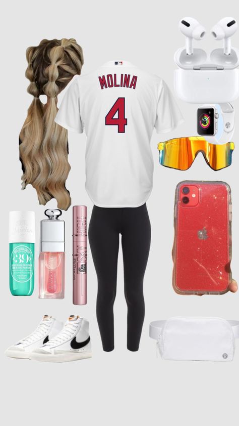 Softball or baseball outfits Softball Practice Outfits Summer, Highschool Baseball Game Outfit, Outfits With Pajama Pants For School, What To Wear To A Softball Game, Softball Outfits For School, Soft Ball Outfits, Outfits For A Baseball Game Summer, Softball Outfits Women, Cute Outfits To Wear To A Baseball Game