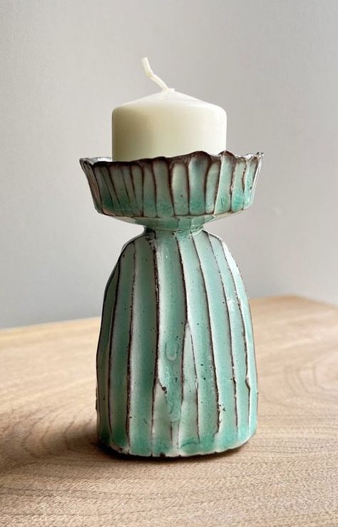 Pottery Candle Holder, Beginner Pottery, Pottery Candle, Pottery Handbuilding, Keramik Design, Hand Built Pottery, Ceramic Candle Holders, Pottery Crafts, Diy Pottery