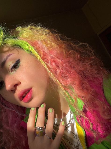 Pink Blue Green Hair, Mitsuri Hair Dye, Mitsuri Hair, Green Curly Hair, Pink Green Hair, Blue Curly Hair, Pink And Green Hair, Hair Plaits, Venus Mcflytrap