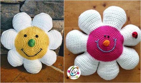 Daisy Pillow Free Crochet Pattern Crochet Flower Pillow Pattern, Flower Crochet Pillow, Crochet Flower Pillow, Flower Pillow Pattern, Crochet Lego, Daisy Pillow, Daisy Pillows, Christmas Stocking Ornament, Crochet Pillow Pattern