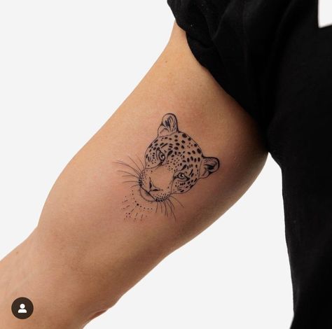 Dainty Cheetah Tattoo, Mini Leopard Tattoo, Jaguar Tattoo Small, Chetta Tattoo, Feline Tattoos For Women, Small Cheetah Tattoo For Women, Fine Line Leopard Tattoo, Leapord Tattoo Women, Leopard Tattoo Small