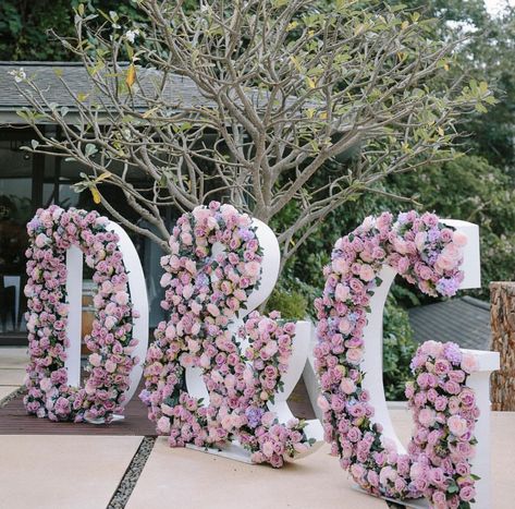 Flower Initials Wedding, Big Letters Decoration, Wedding Letters Decor, Wedding Initials Decor, Flower Letters Diy, Floral Letters Wedding, Fillable Letters, 2025 Bride, Thailand Wedding