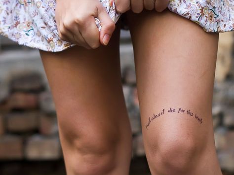 I wanna put either "Amor vincit omnia" or "alias volat propriis" OR "veritas" here. Cute Meaningful Tattoos, Tattoo Script Fonts, Unusual Tattoo, Small Meaningful Tattoos, Tattoo Font, Knee Tattoo, Tattoo Script, Tattoo Feminina, All I Ever Wanted