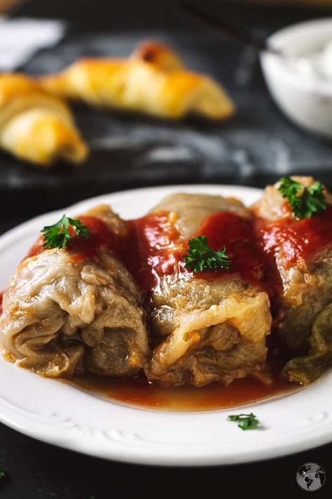 Sarma Recipe, South African Desserts, African Dessert, Bosnian Recipes, Cabbage Rolls Recipe, Dried Lentils, Pickled Cabbage, Stuffed Cabbage, Rice Dinner