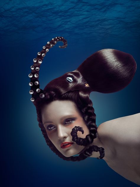 Canadian Hairdresser Mirror Awards announces it's Avant Garde winner! Congrats to Elshadai Erbeto for her amazing sea-inspired collection! Shown: Octopus Octopus Haircut, High Fashion Hair, Drag Wigs, Avant Garde Hair, Fantasy Hair, Hair Shows, Creative Hairstyles, Hair Collection, Artistic Hair