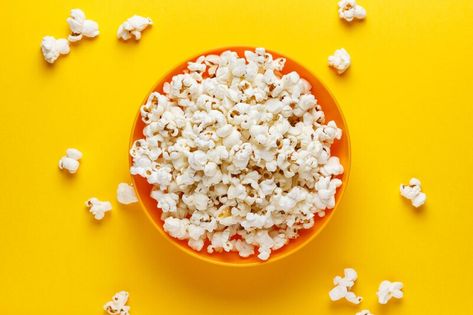 Popcorn Diet, Best Late Night Snacks, Mini Cheese Boards, Health Benefits Of Walnuts, How To Make Popcorn, Greek Yogurt Dips, Family Nutrition, Popcorn Popper, Late Night Snacks