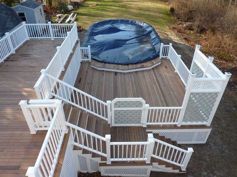 pool deck attached to house Design Per Patio, Multi Level Deck, Pool Deck Plans, Swimming Pool Decks, Deck Pictures, Pool Steps, Above Ground Pool Landscaping, Above Ground Pool Decks, Ground Pools