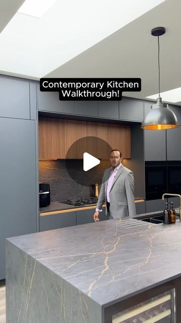 PREMIUM GERMAN KITCHENS on Instagram: "Effortlessly cool modern kitchen. This has to be one of our favourites in recent times #interiors #kitchendesign #bespokekitchen" German Houses Interior, Narrow Kitchen Island, German Houses, Narrow Kitchen, German Kitchen, Modern Kitchen, Kitchen Design, House Interior