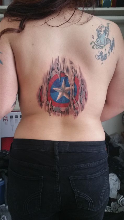 My newest tattoo, Captain America "I'm with you till the end of the line" ❤️💙❤️💙 Marvel Tattoos, End Of The Line, Till The End, Tattoo Inspo, New Tattoos, The Line, Captain America, Tattoo Ideas, The End