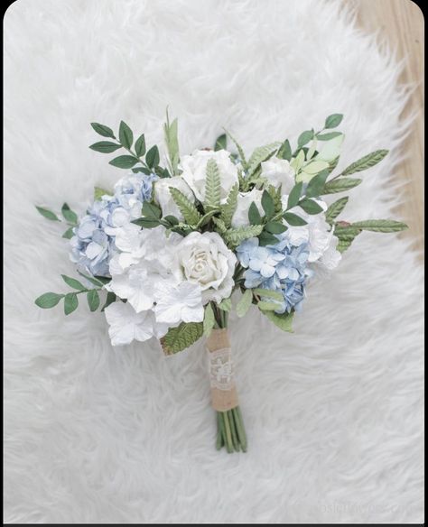 Paper Bridal Bouquet, Prom Flowers Bouquet, Small Wedding Bouquets, Prom Bouquet, Blue Flowers Bouquet, Simple Wedding Bouquets, Blue White Weddings, Bridal Bouquet Blue, Blue Wedding Bouquet