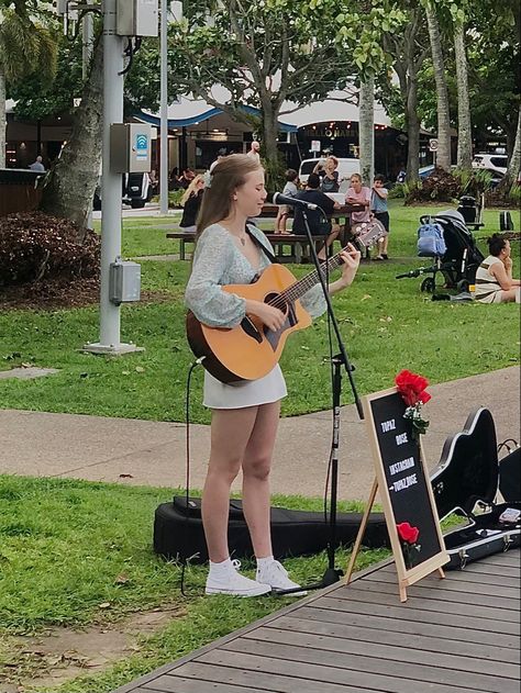 Street Performer Aesthetic, Street Musician Aesthetic, Andrea Aesthetic, Street Activation, Activation Ideas, Street Performer, Street Musicians, Street Performers, Street Music