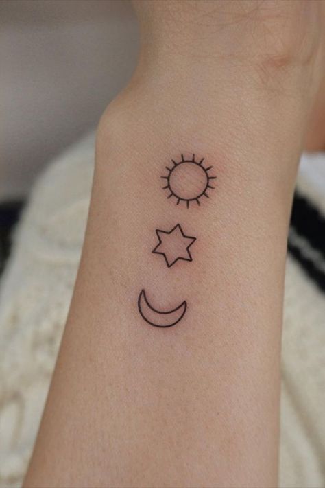 tattoo ideas Meaningful Small Tattoos, Star Tattoo On Wrist, Adorable Tattoos, Tattoos Simple, Small Tattoos Simple, Cute Small Tattoos, Cute Tattoos For Women, Wrist Tattoo, Tattoo Set