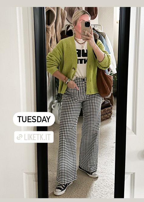 Colourful Mum Outfits, Green Mules Outfit, Colorful Wardrobe Aesthetic, Colorful Granola Outfits, Therapist Work Outfits, Maximalist Style Outfit, Sweatshirt With Collared Shirt Outfit, Oversized Collared Shirt Outfits, Spring Warm Outfits