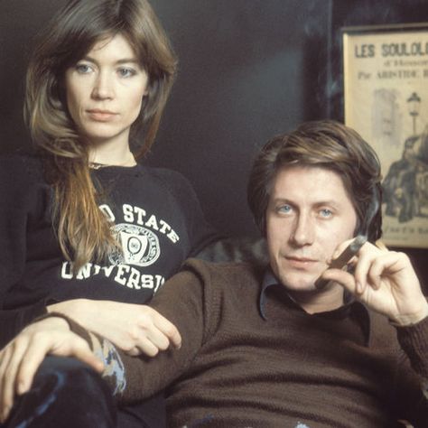 Françoise Hardy et Jacques Dutronc Mode Hippie, Most Beautiful People, Vintage Photographs, Images Photos, Life Is Beautiful, Amazing Women, Beautiful People, Che Guevara, Most Beautiful