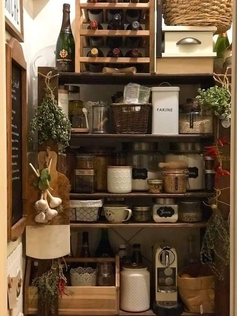 Vintage Kitchen Organization, Cluttered Kitchen Aesthetic, Goblincore Kitchen, Cottagecore Pantry, Cozy Pantry, Pantry Aesthetic, Prairie Core, Cluttered Kitchen, Unfitted Kitchen