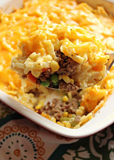 Hamburger Hash Brown Casserole - I Dig Pinterest Hashbrown Hamburger Casserole With Veggies And Cheese, Hamburger With Hashbrowns, Has Brown Hamburger Casserole, Hashbrown Ground Beef Recipes, Ground Beef Recipes Hashbrowns, Hamburger Meat And Hashbrown Recipes, Hamburger Casserole With Hashbrowns, Recipes Using Hashbrowns Frozen, Ground Beef Hash Brown Casserole